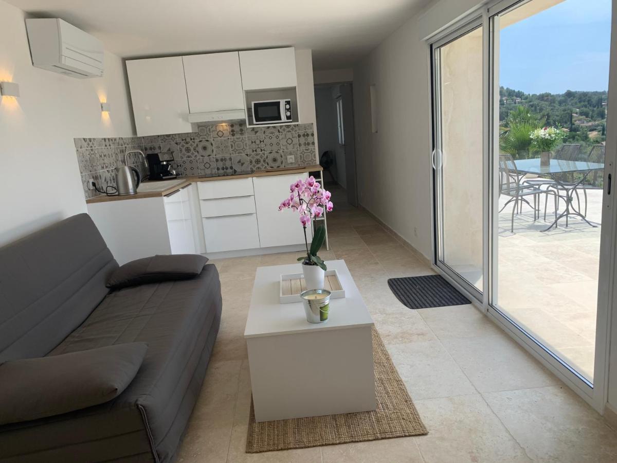 La Venturonne Appartement Neuf Rez De Jardin 45 M2 Vue Mer Et Vignes 10 Mn Des Plages Ле-Боссе Экстерьер фото